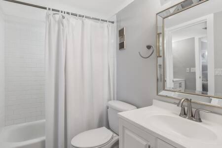 דסטין The Oyster By Brightwild-Beachfront Condo מראה חיצוני תמונה